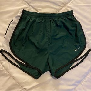 Nike Dri-Fit Tempo Shorts SZ S